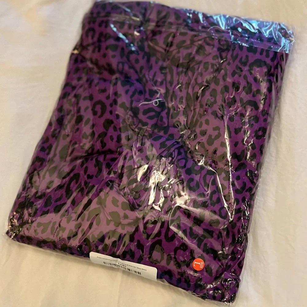 NWT Rebel Raven Purple Leopard Print 3 Piece Cami Shorts W/ Robe Set - Picture 4 of 7